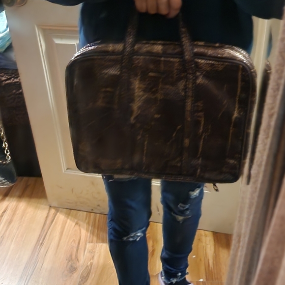 Celebrity Travel Makeup Bag used twice - Picture 9 of 11